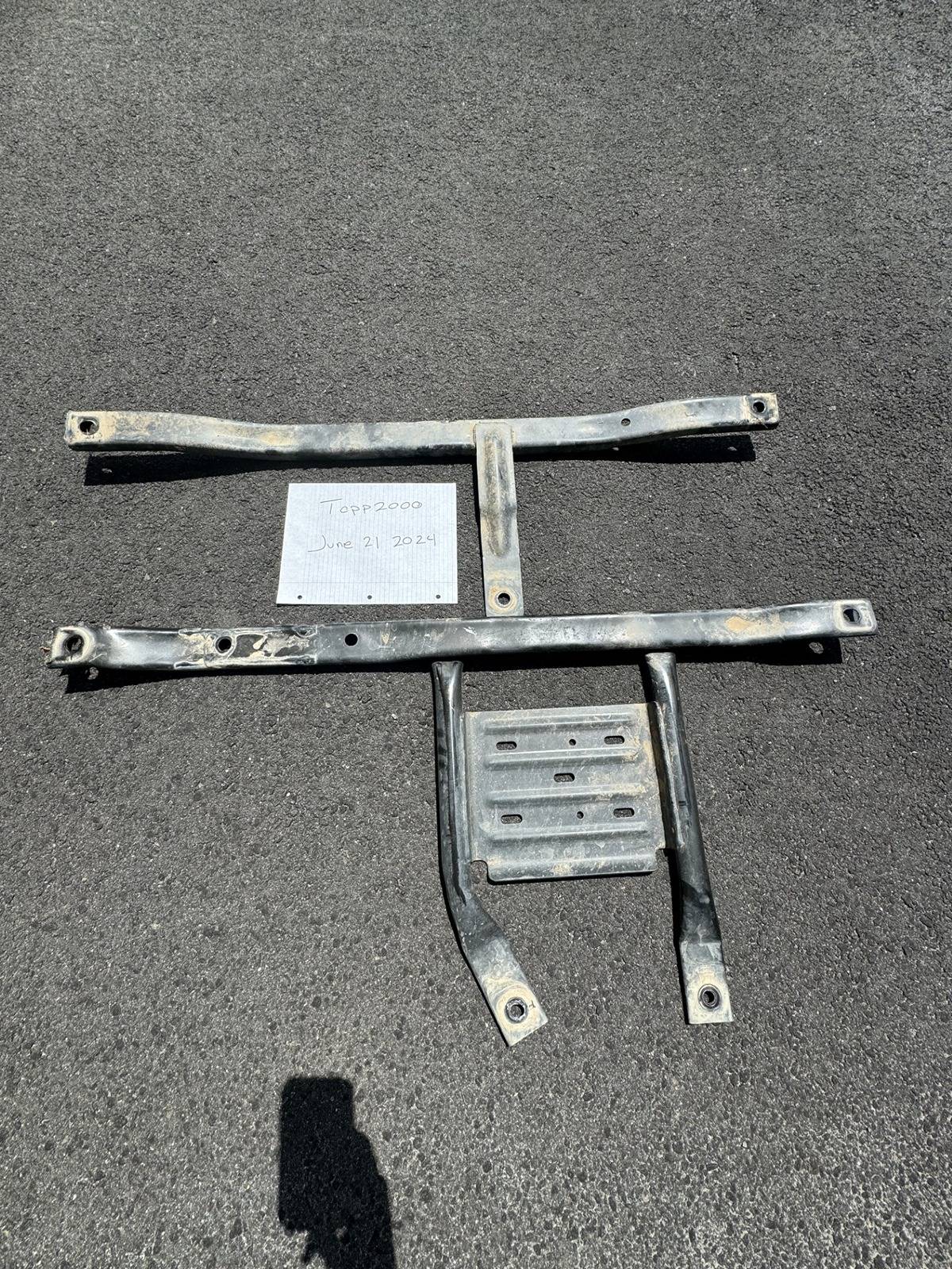 Jeep Gladiator For Sale: Take-off rails and factory skid plates from a 2022 Rubicon. thumbnail_IMG_5542