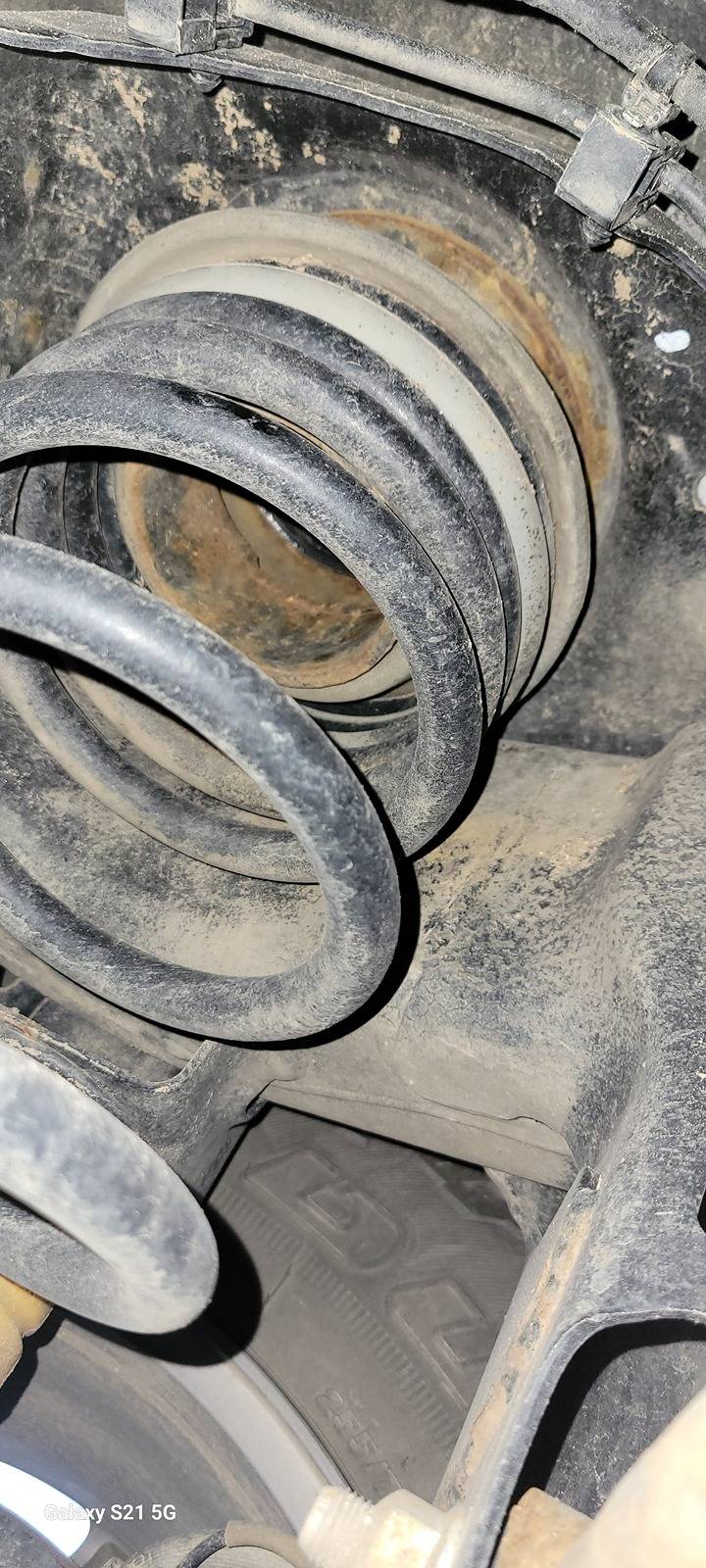 Jeep Gladiator Can you tell me whats factory/aftermarket in the pics? 55