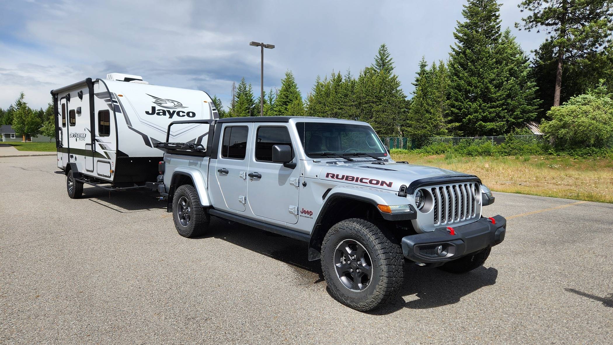 Jeep Gladiator Show us what camper / trailer / RV you're towing with your JT 1000004287