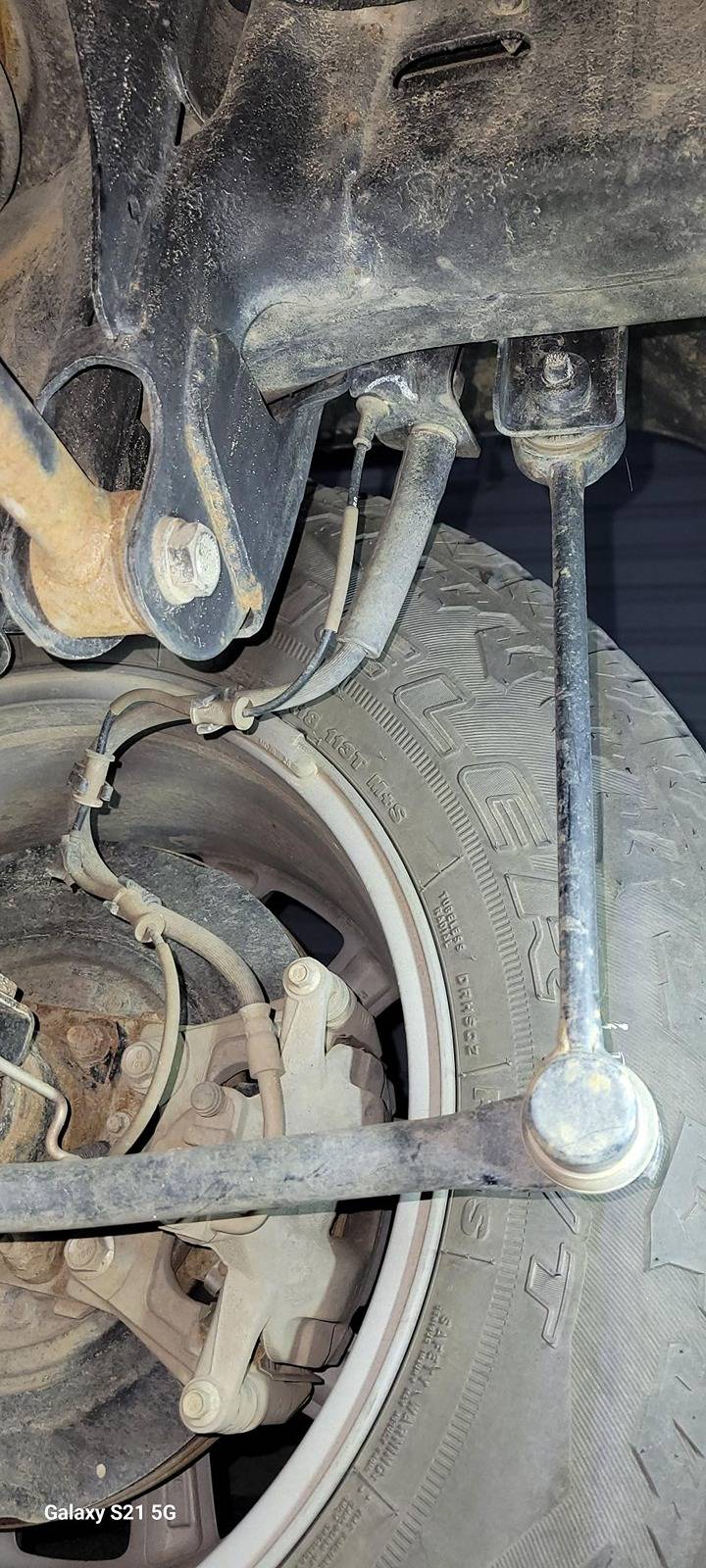 Jeep Gladiator Can you tell me whats factory/aftermarket in the pics? 666