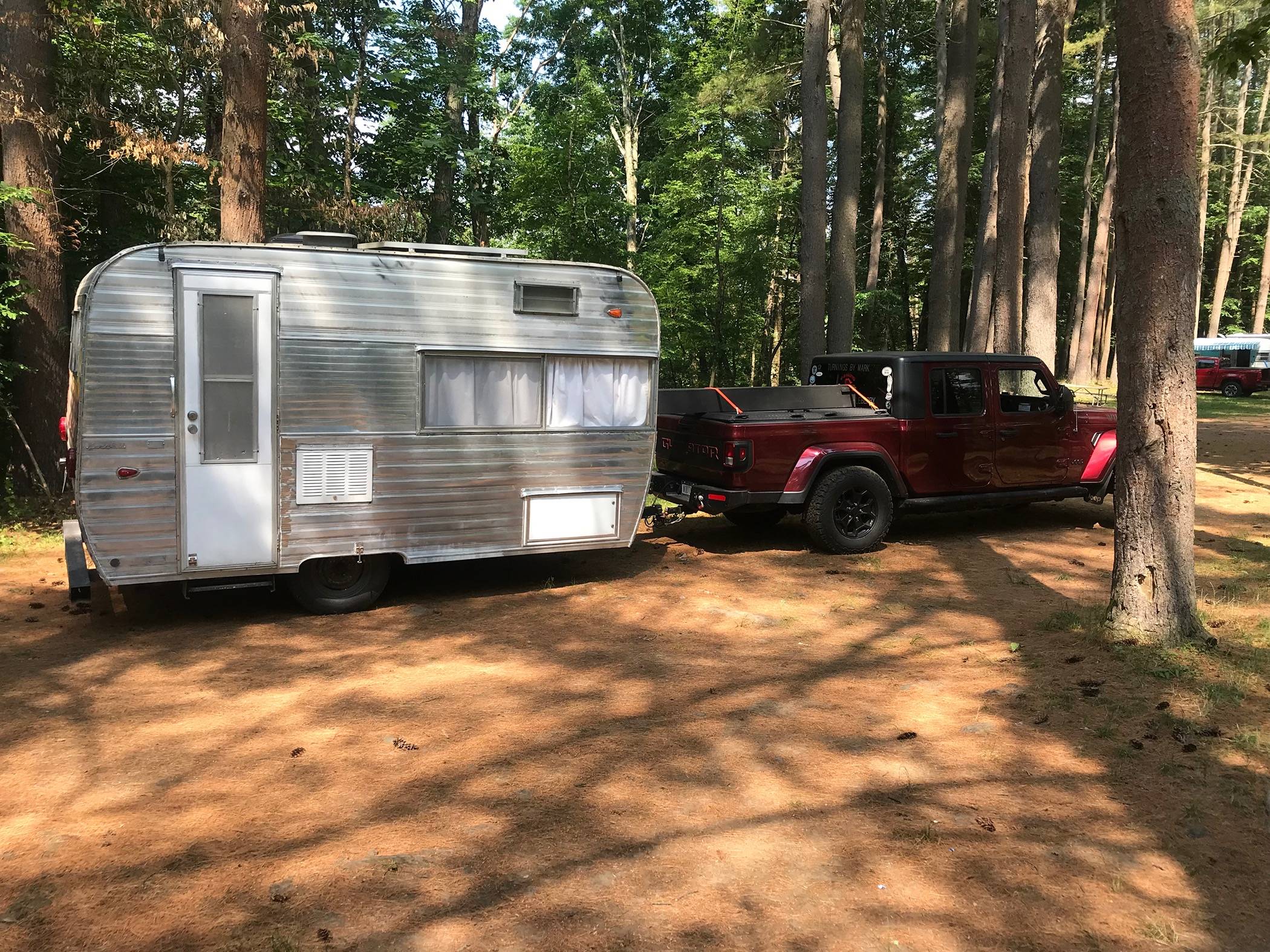 Jeep Gladiator Show us what camper / trailer / RV you're towing with your JT DCB06D6C-7ED1-4D83-B619-94D7EDC794BC