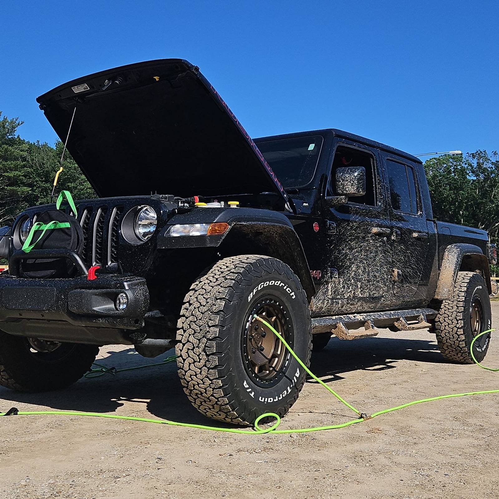 Jeep Gladiator First time at Silver Lake Sand Dunes in Michigan.. 1000005709