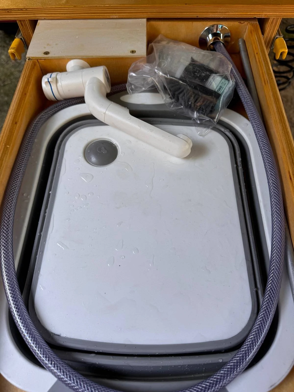 Jeep Gladiator DIY Slide Out w/ Sink IMG_4261