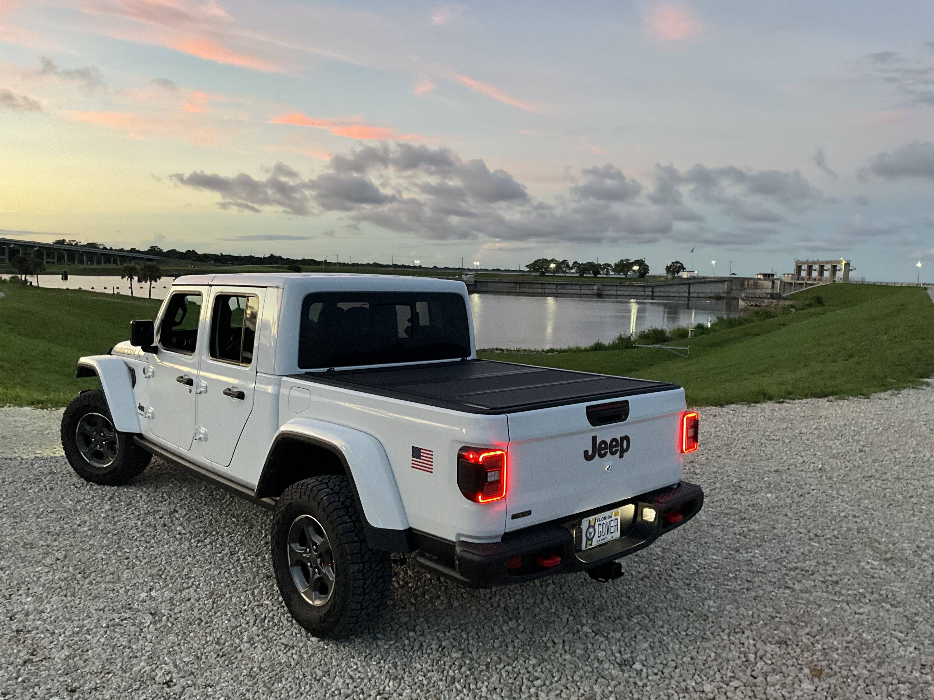 Jeep Gladiator Canal Point, Lake Okeechobee, Florida IMG_3028