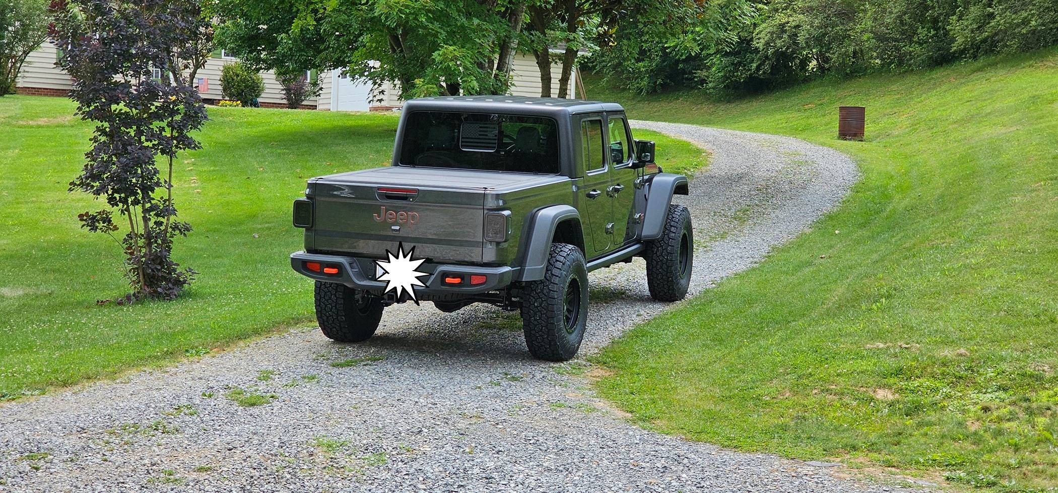 Jeep Gladiator Wheel/tire/offset question 2023 Mojave 20240612_153057