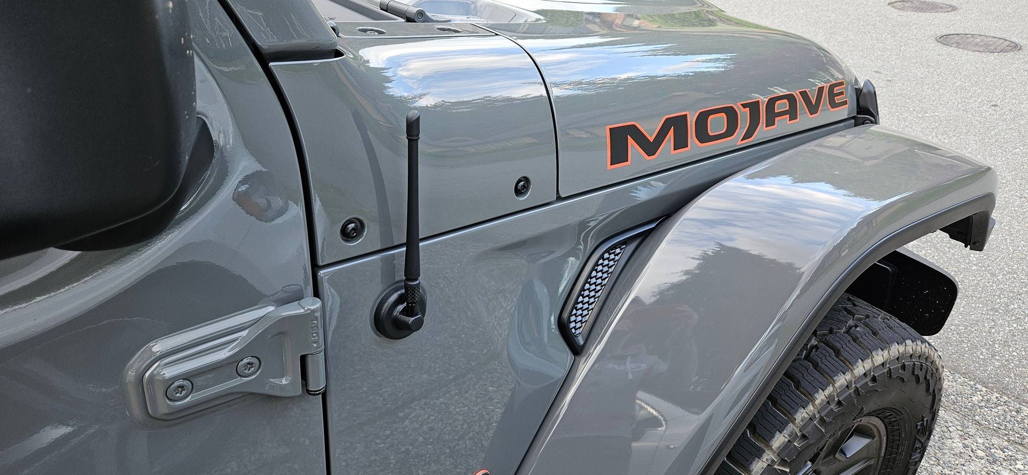 Jeep Mojave_2023_3_Attenna.jpg