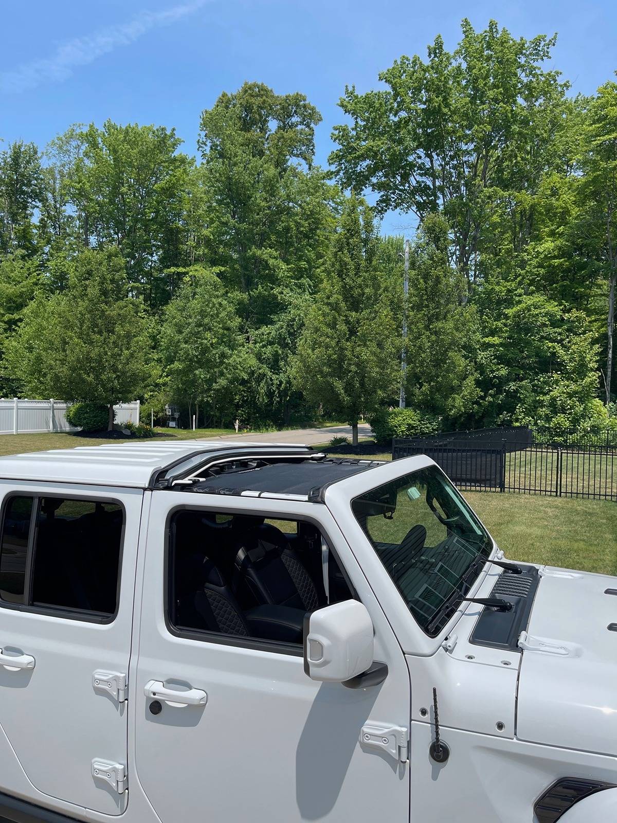 Jeep Gladiator 23 JT High Altitude - White IMG_0664