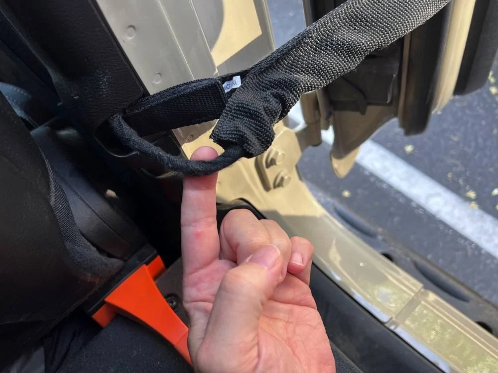 Jeep Gladiator Extender strap or hook for gladiator rear door. 09g_DoorStra