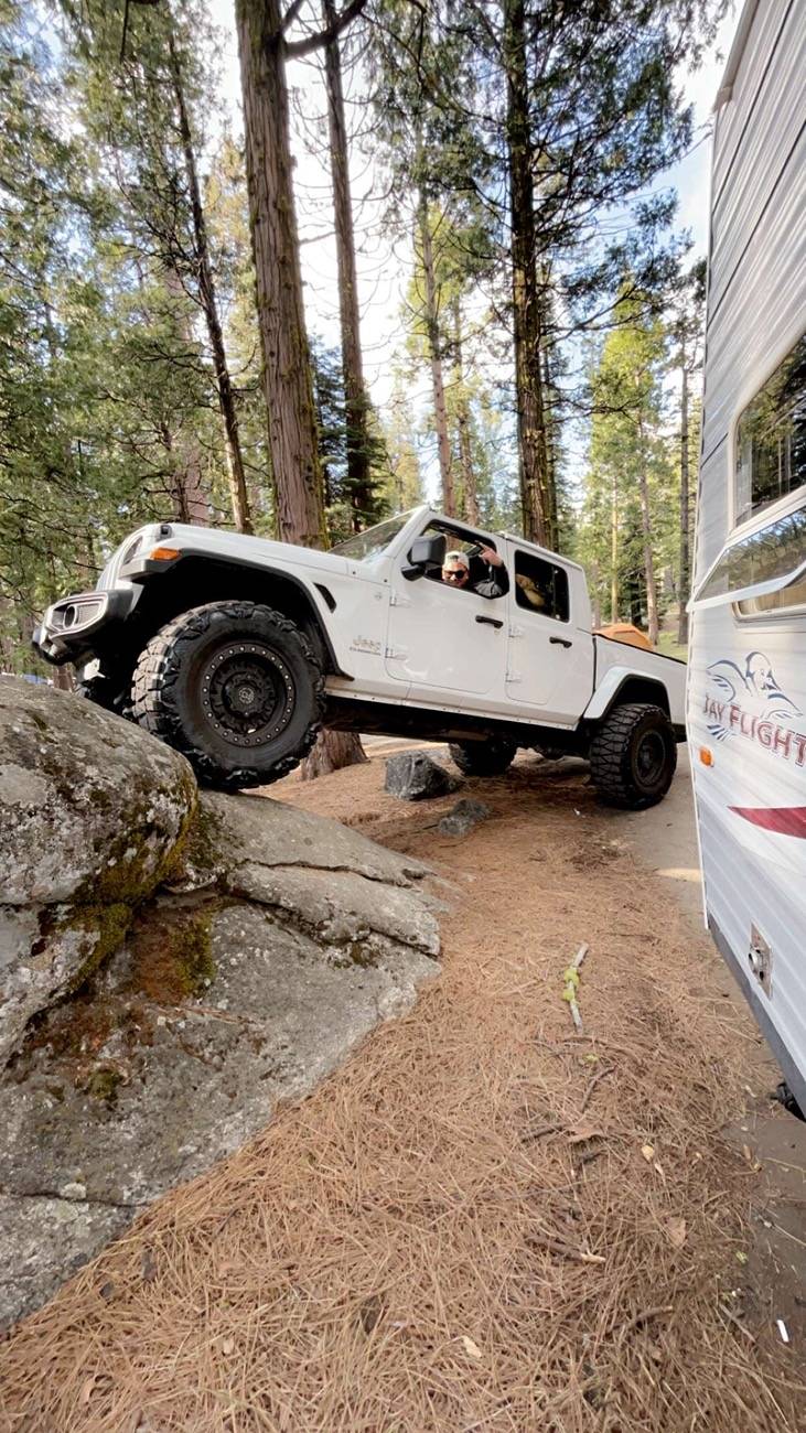 Jeep Gladiator It's full-Throttle Thursday! Show us those action shots! IMG_1204