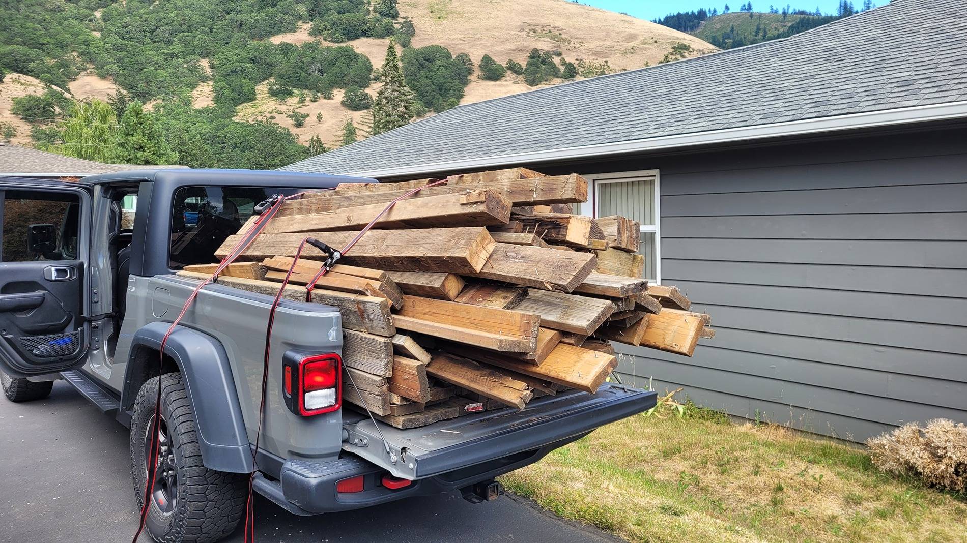 Jeep Gladiator What did you HAUL in your JT today? 20240627_155330
