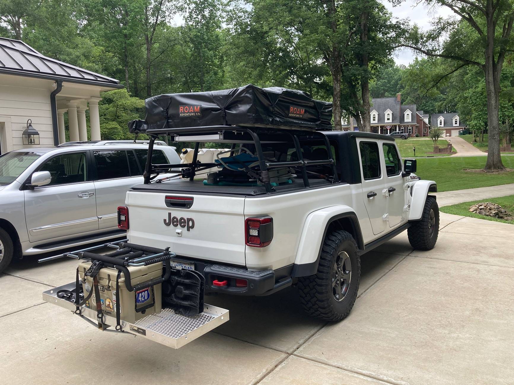 Jeep Gladiator AEV bumper, custom bedrack, & bed cover IMG_9220