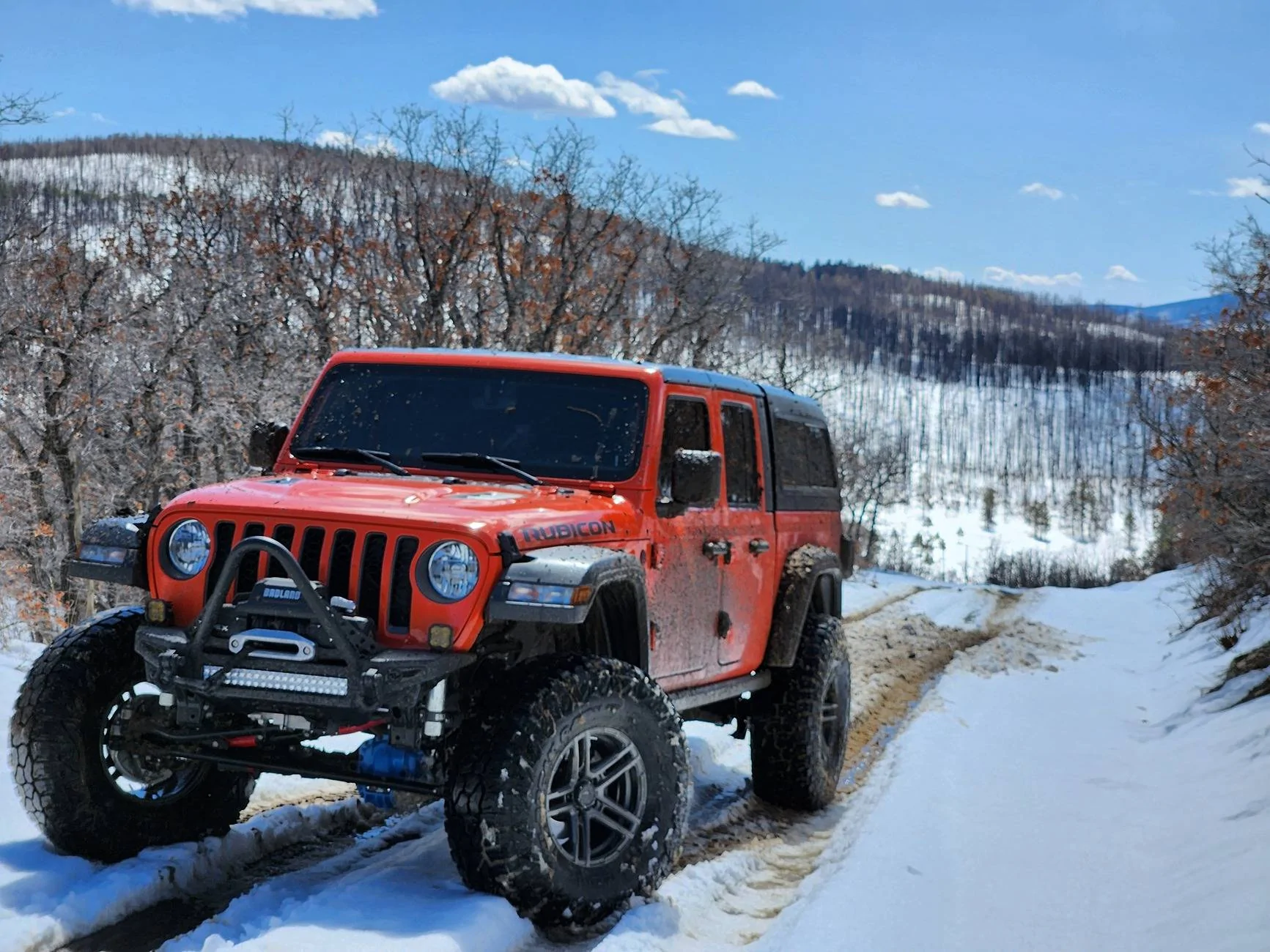 Jeep Gladiator Fender flares, controls arms, correction brackets 20240322_121307