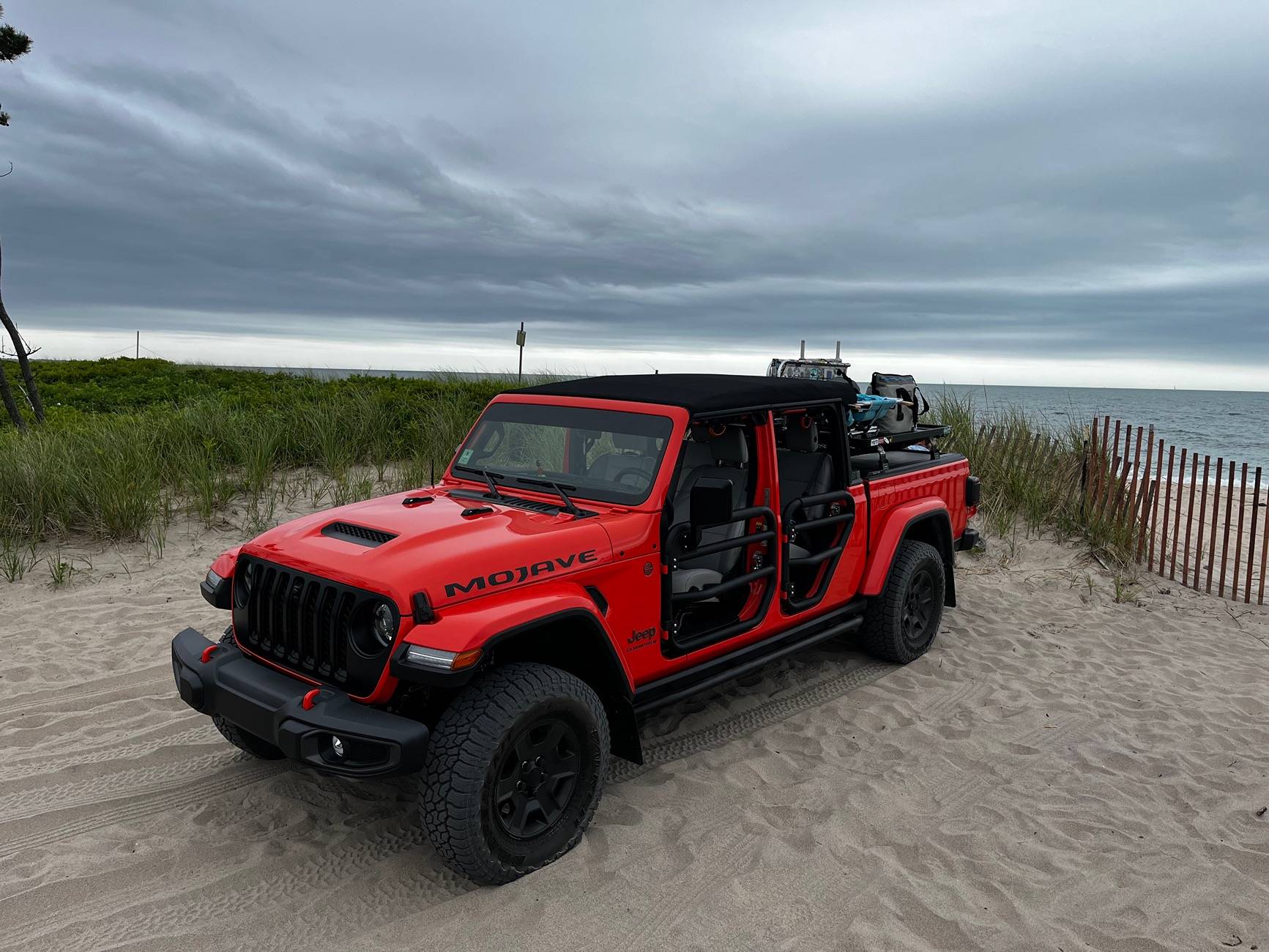 Jeep Gladiator Building Nemo - A Punk'n Mojave shoreline adventure IMG_6085