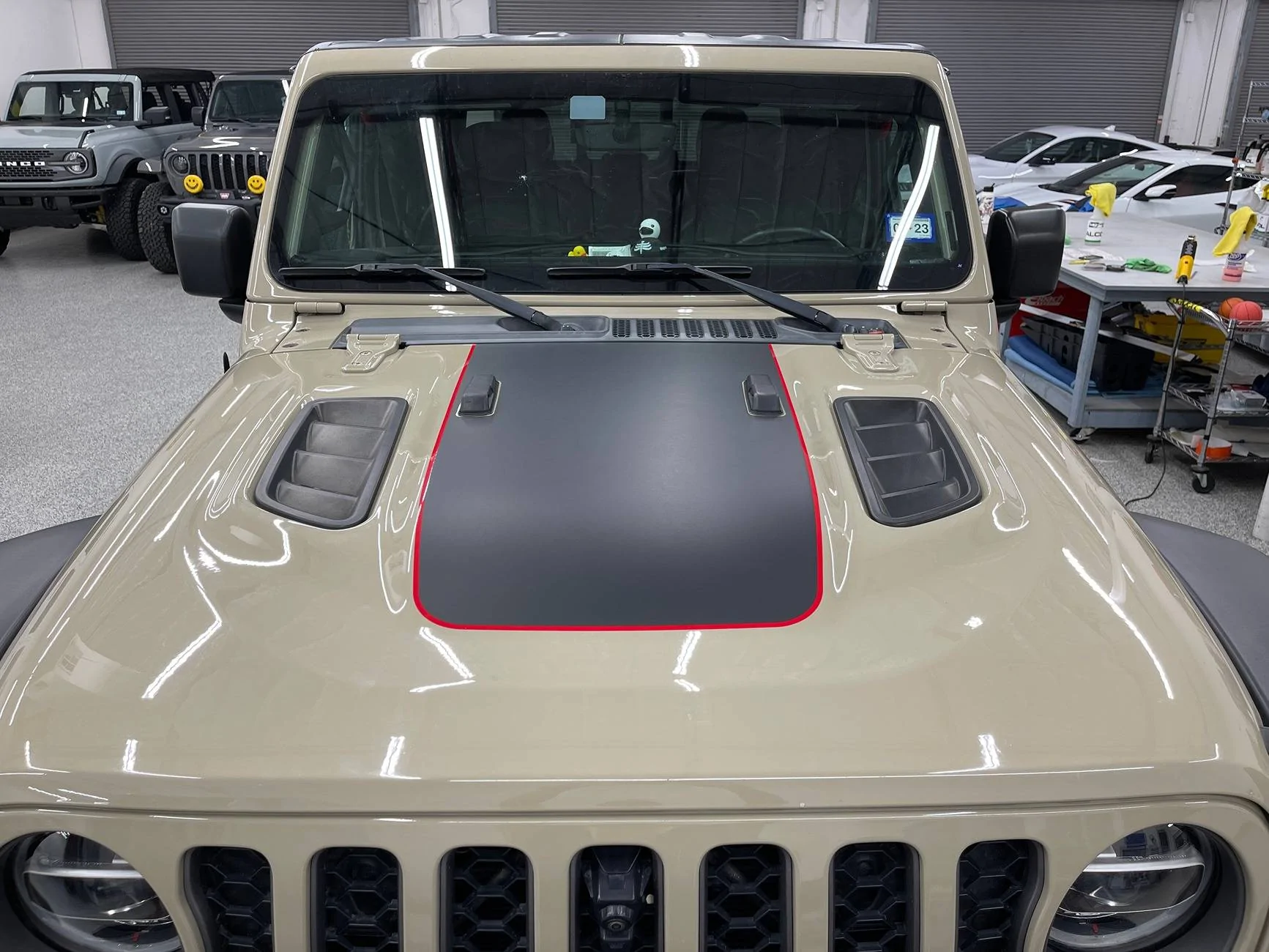 Jeep Gladiator Mojave, Rubicon and Sport/Overland Hood graphics IMG_9666