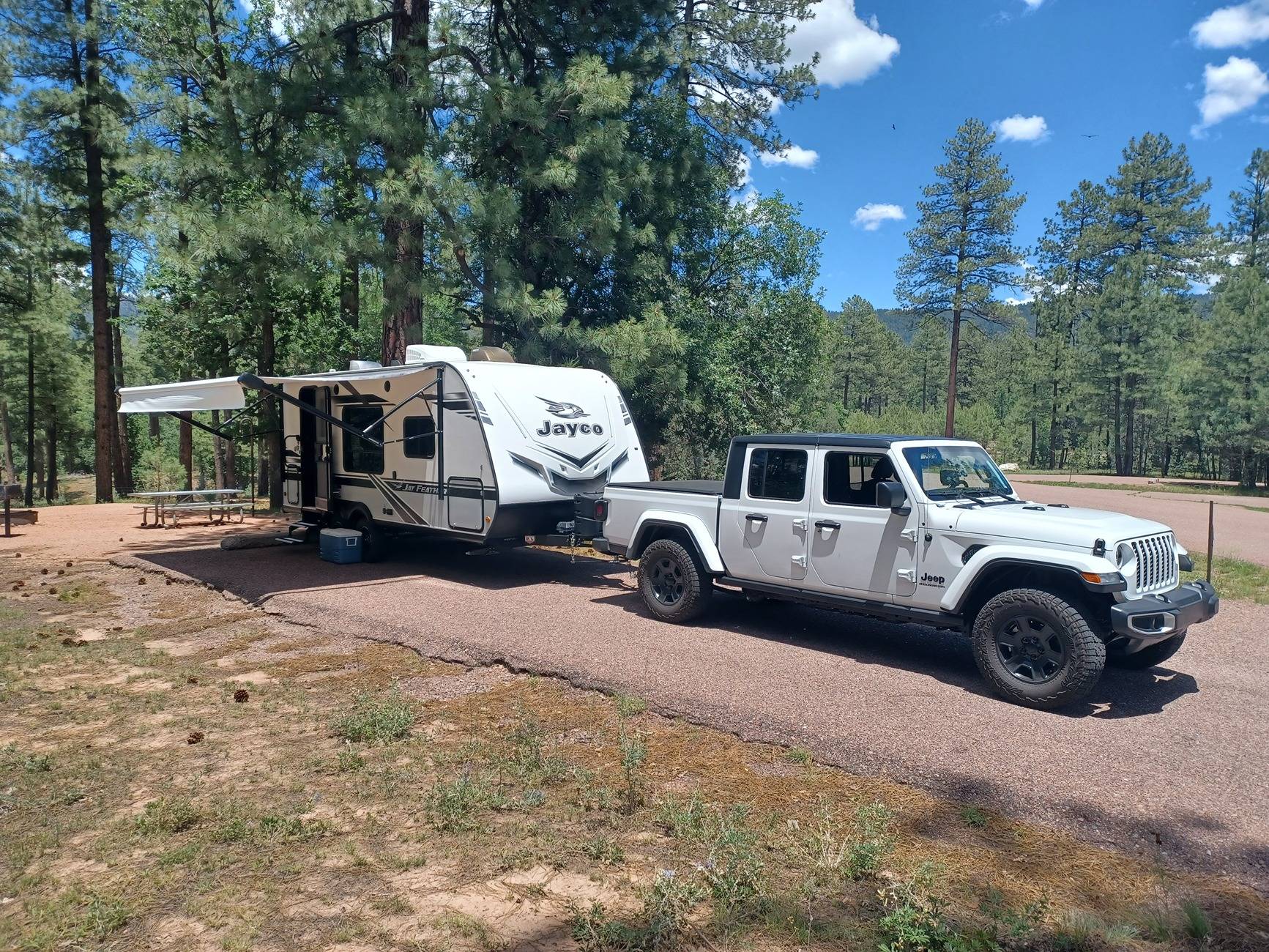 Jeep Gladiator Anyone towing a travel trailer? 20240630_125012