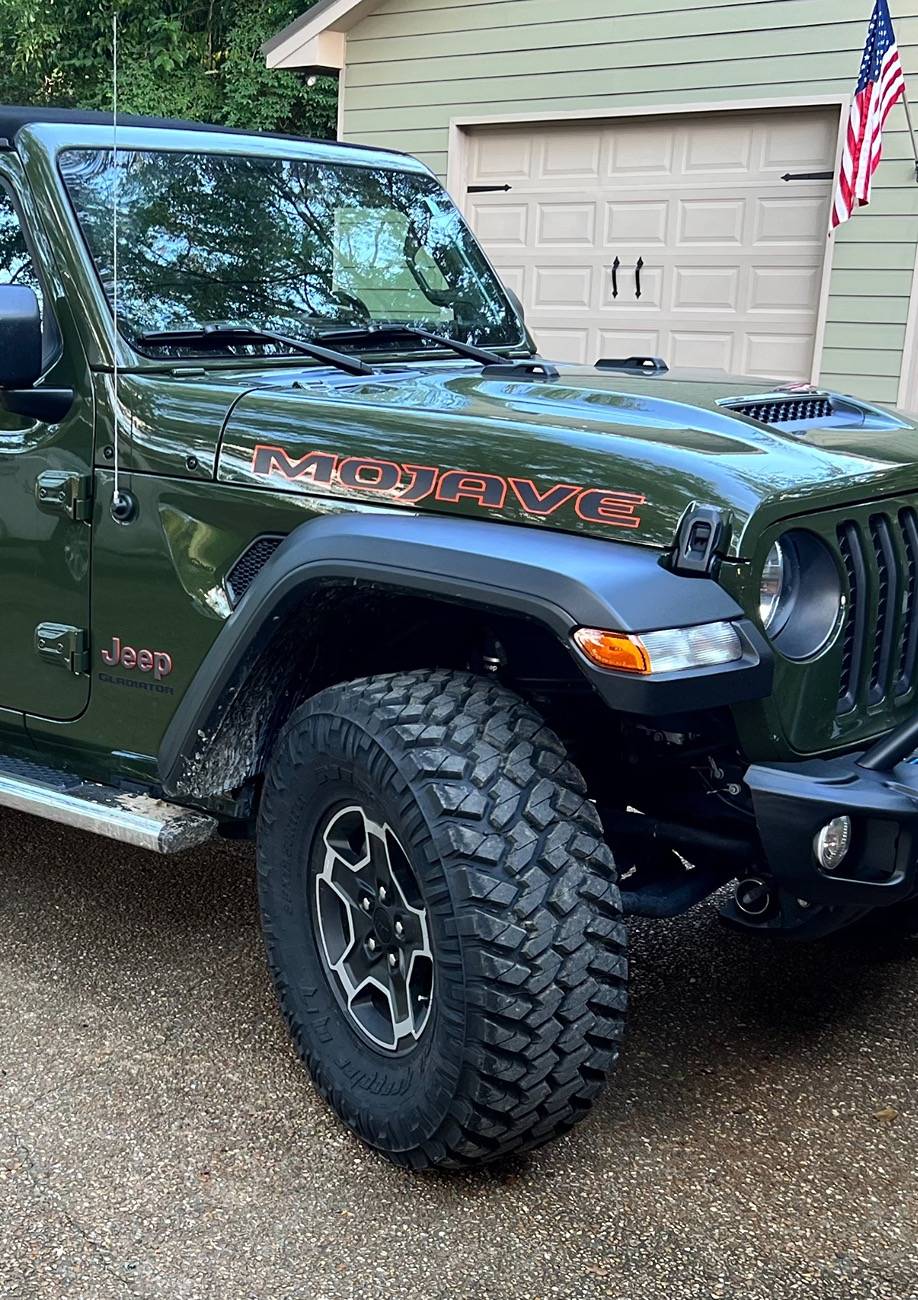 Jeep Gladiator 35" Nitto Trail Grapplers on 2024 Rubicon? IMG_6993