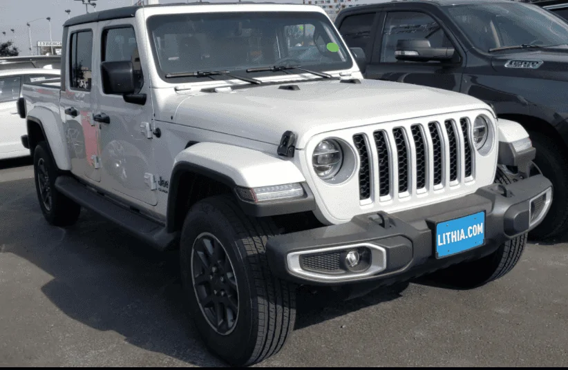 Jeep Gladiator Transformation Tuesday: Show Us the Build Before-During-After! 1719936035953-x