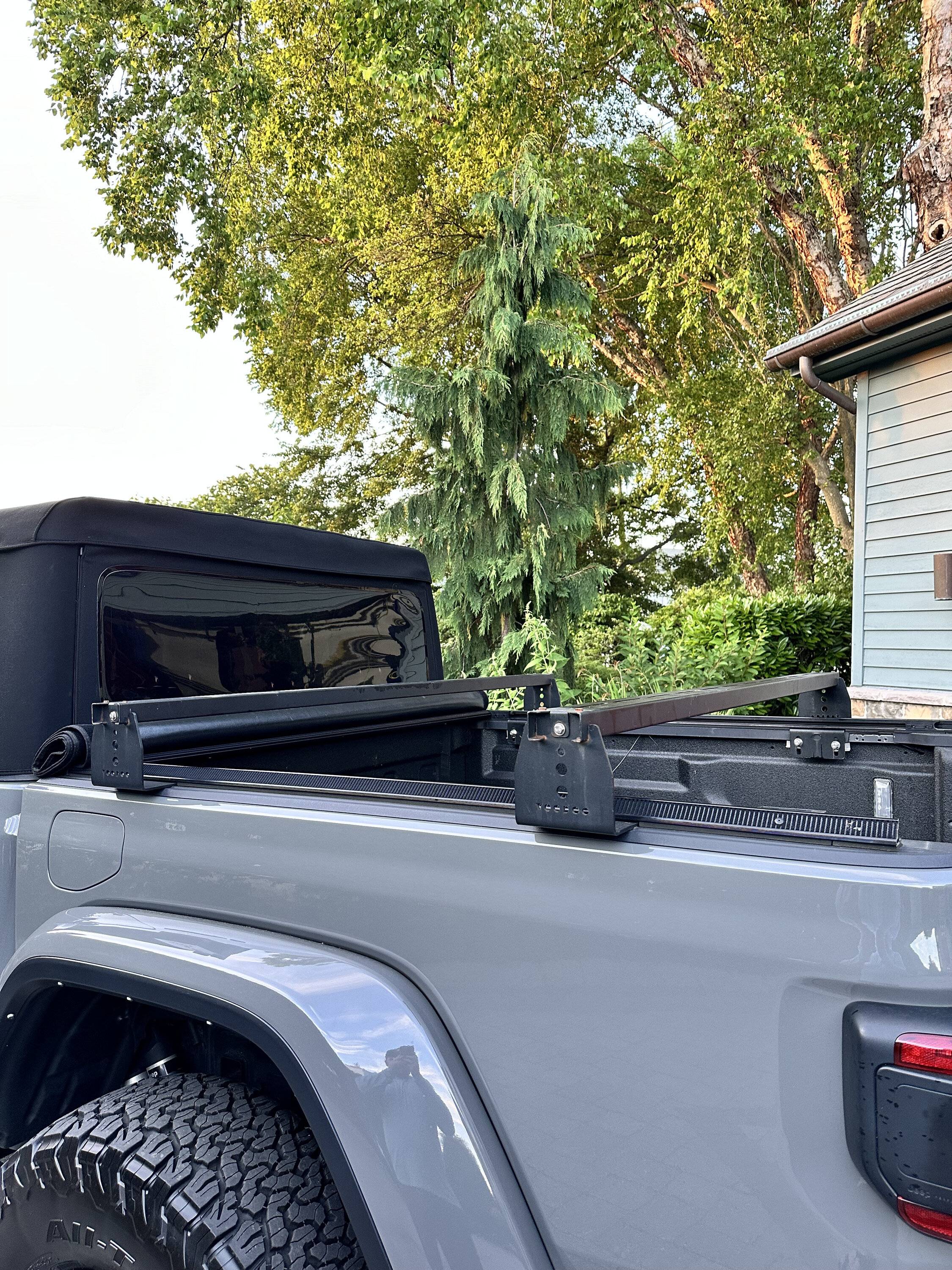 Jeep Gladiator Voodoo Bed Rack and Crossbars - $100 3CBD4444-4168-42AE-9F53-94CB615DD44A