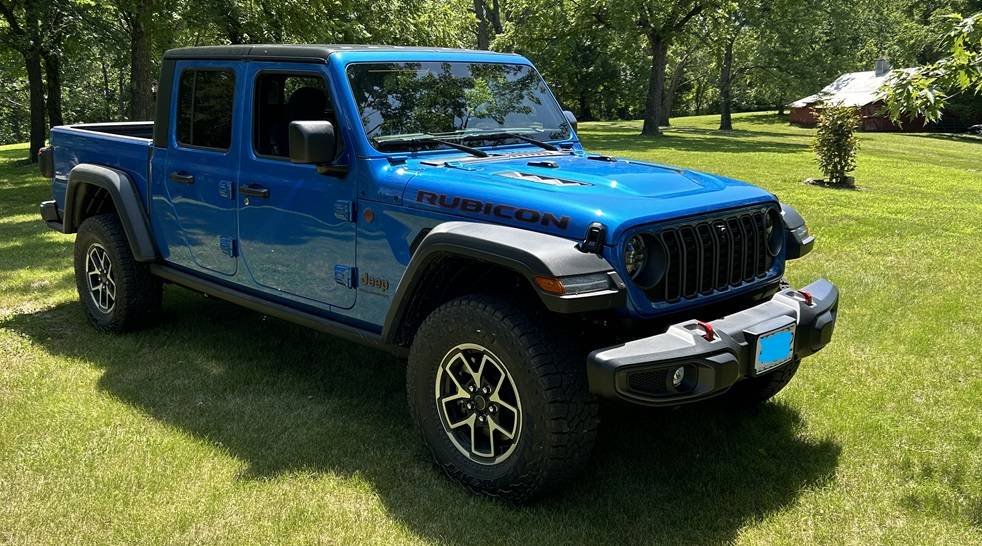 Jeep Gladiator What gladiator model to buy IMG_6307R