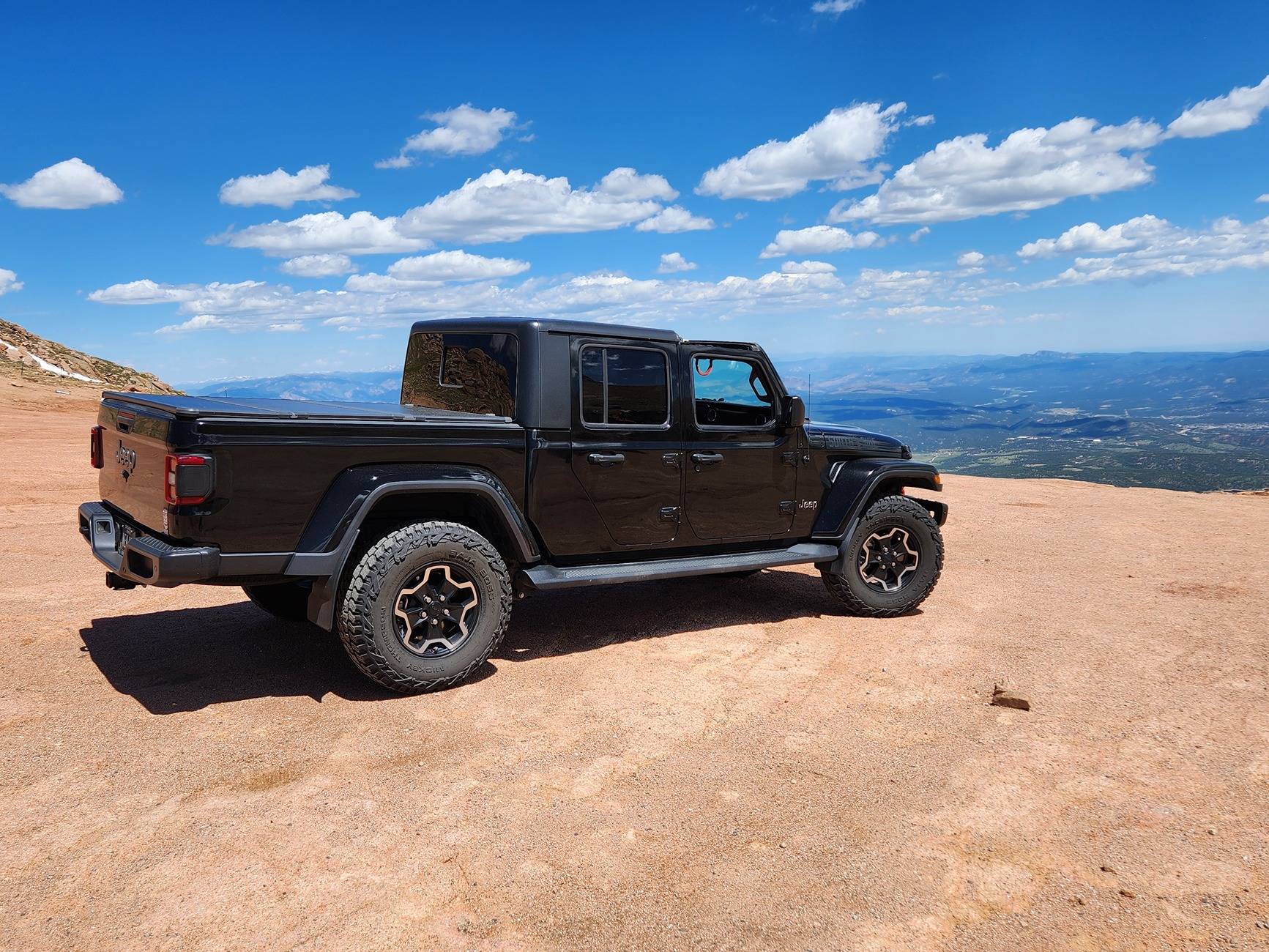 Jeep Gladiator Gladiator Glamour Shots 1000006909