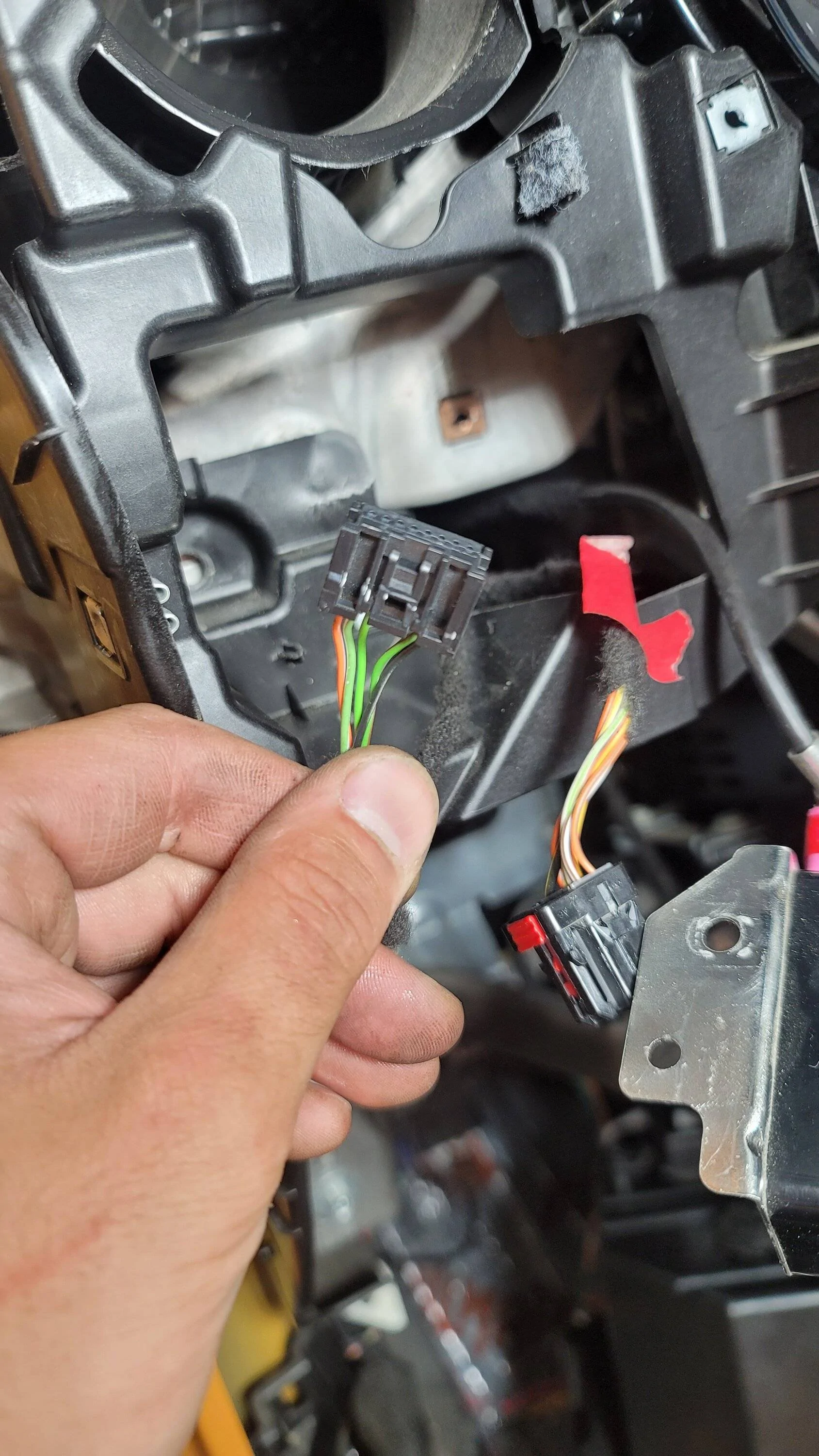 Jeep Gladiator Random plug identification? 20240703_224946