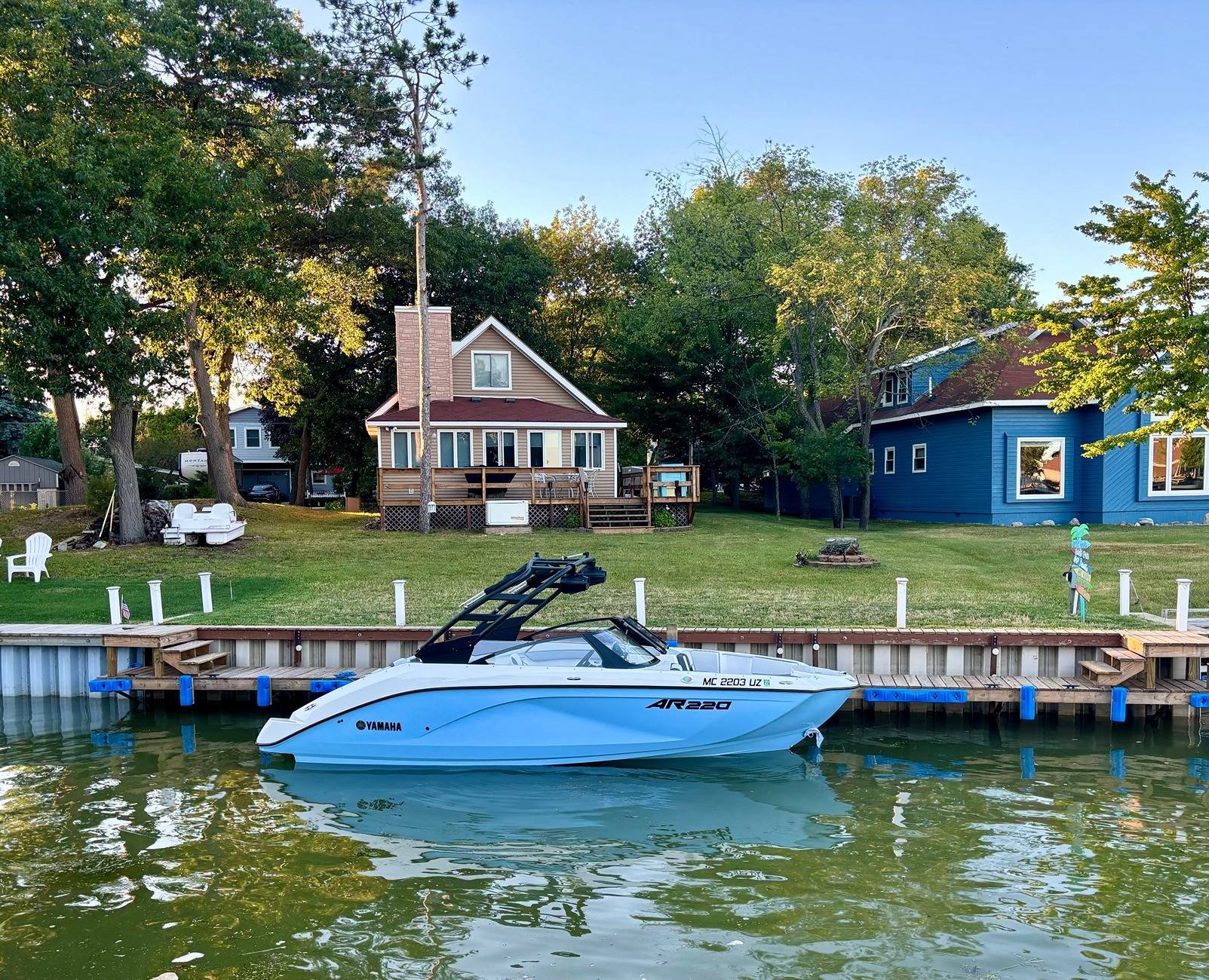 Jeep Gladiator New boat At dock 3