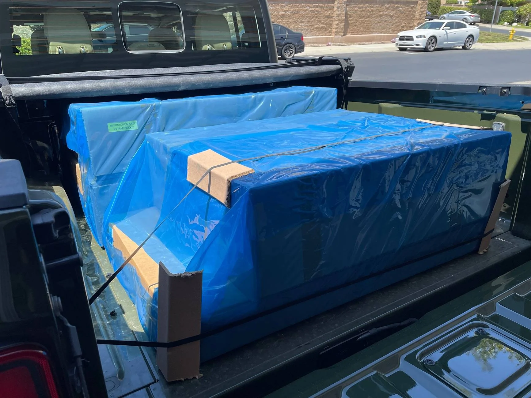 Jeep Gladiator Half Door Set (4) with Premium Uppers - Sarge Green - Brand New In Boxes IMG_2208
