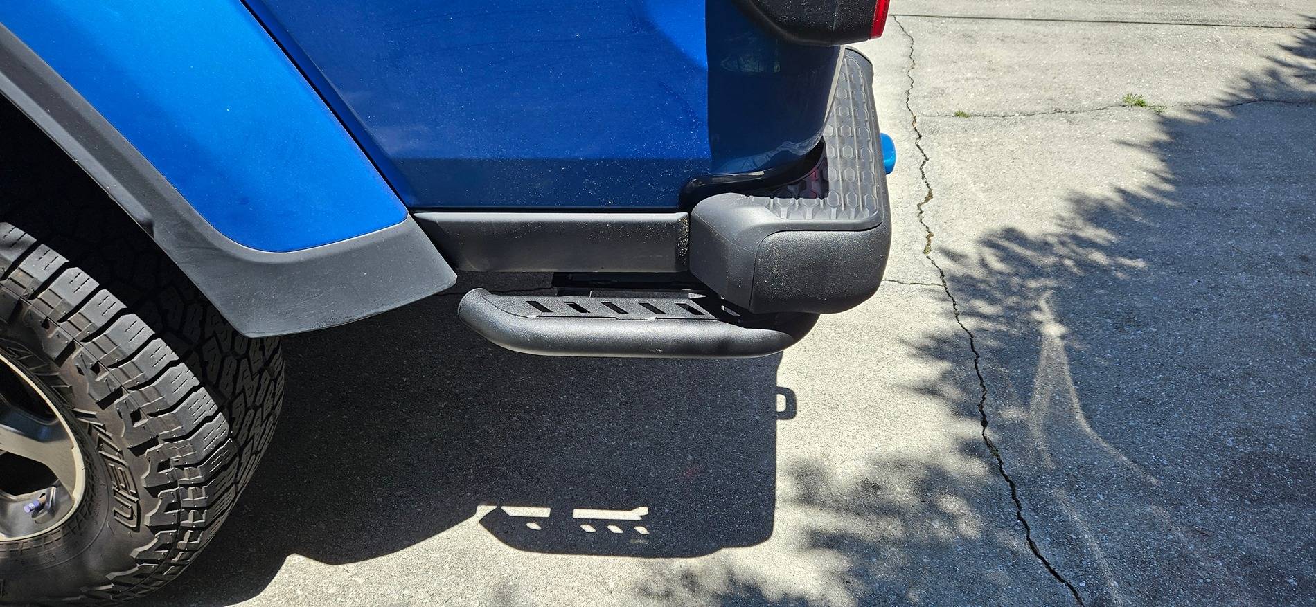 Jeep Gladiator Blue On Black - Build Chronicles 20240630_121901