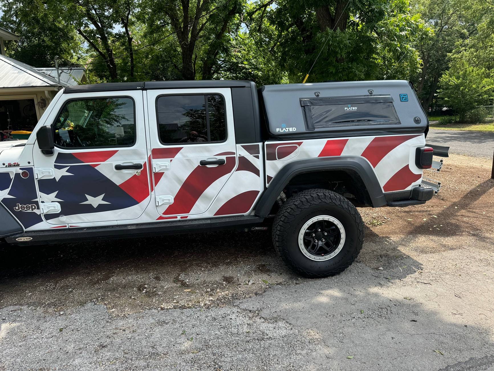 Jeep Gladiator Gladiators decorated for July 4th or run in Parades IMG_1924