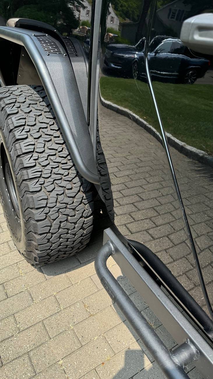 Jeep Gladiator DV8 JT spec Fenders - Liners IMG_9227