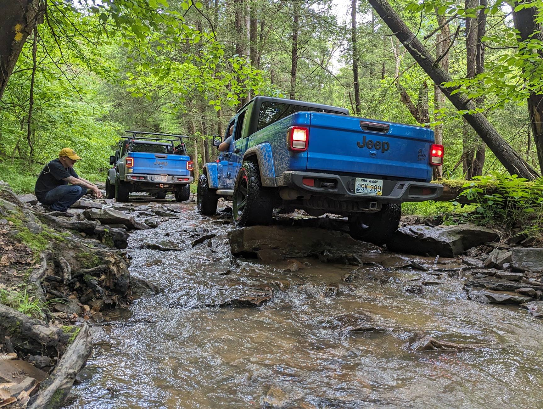 Jeep Gladiator Peddler's Glory with Friends PXL_20240518_190300712.MP