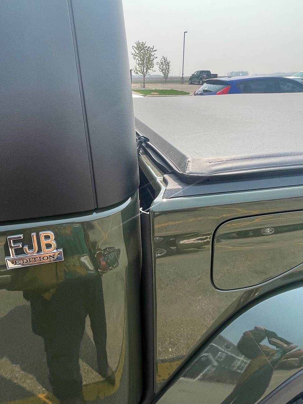 Jeep Gladiator oEdRo Soft Roll Up Truck Bed Tonneau Cover $100/OBO IMG_3849