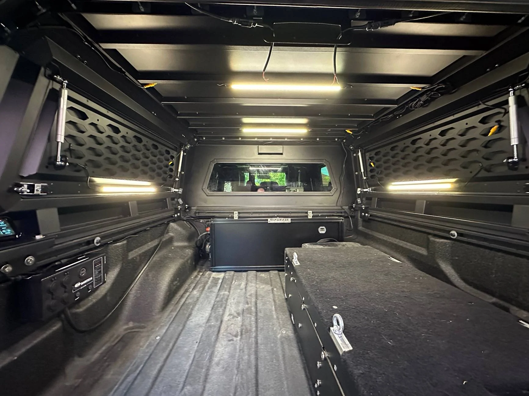 Jeep Gladiator Lithium Battery Mounting Suggestions for the Bed IMG_5181