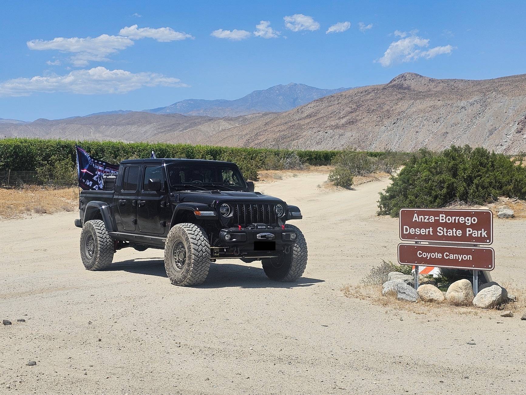 Jeep Gladiator BLACK Gladiator JT Club 20240502_134053