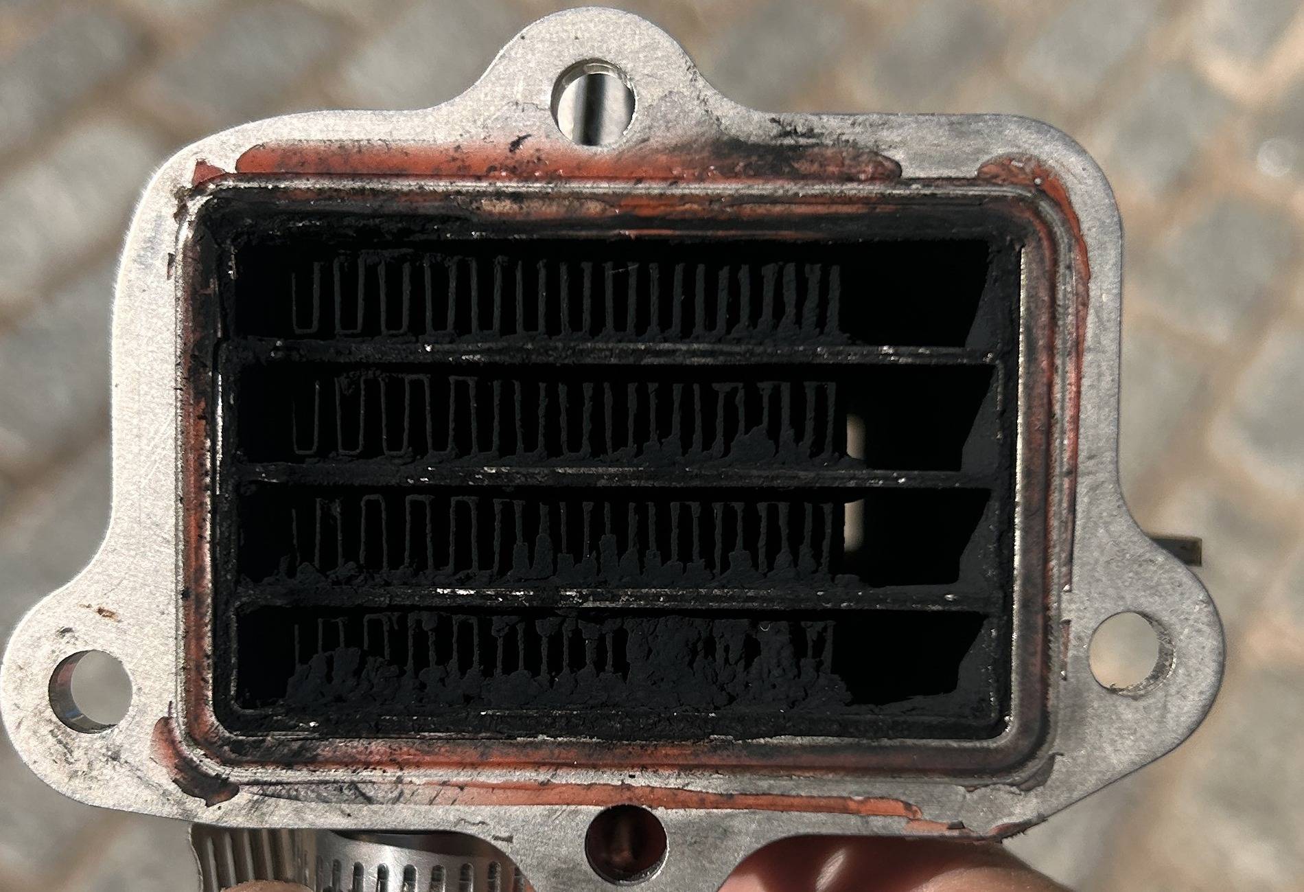 Jeep Gladiator Ecodiesel; Leaking EGR cooler? HP_EGR_COOLER.JPG