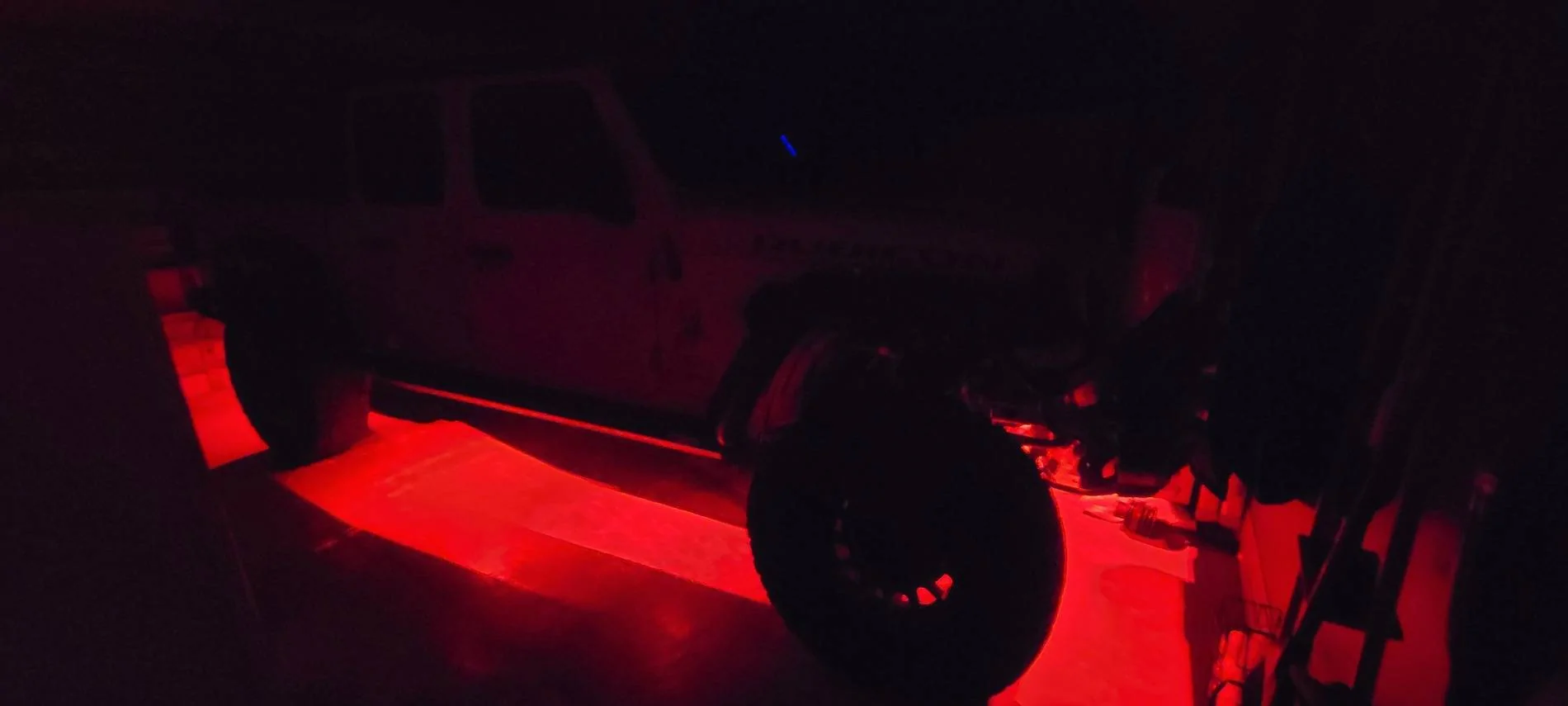 Jeep Gladiator Magnetic rock lights 20240709_121141