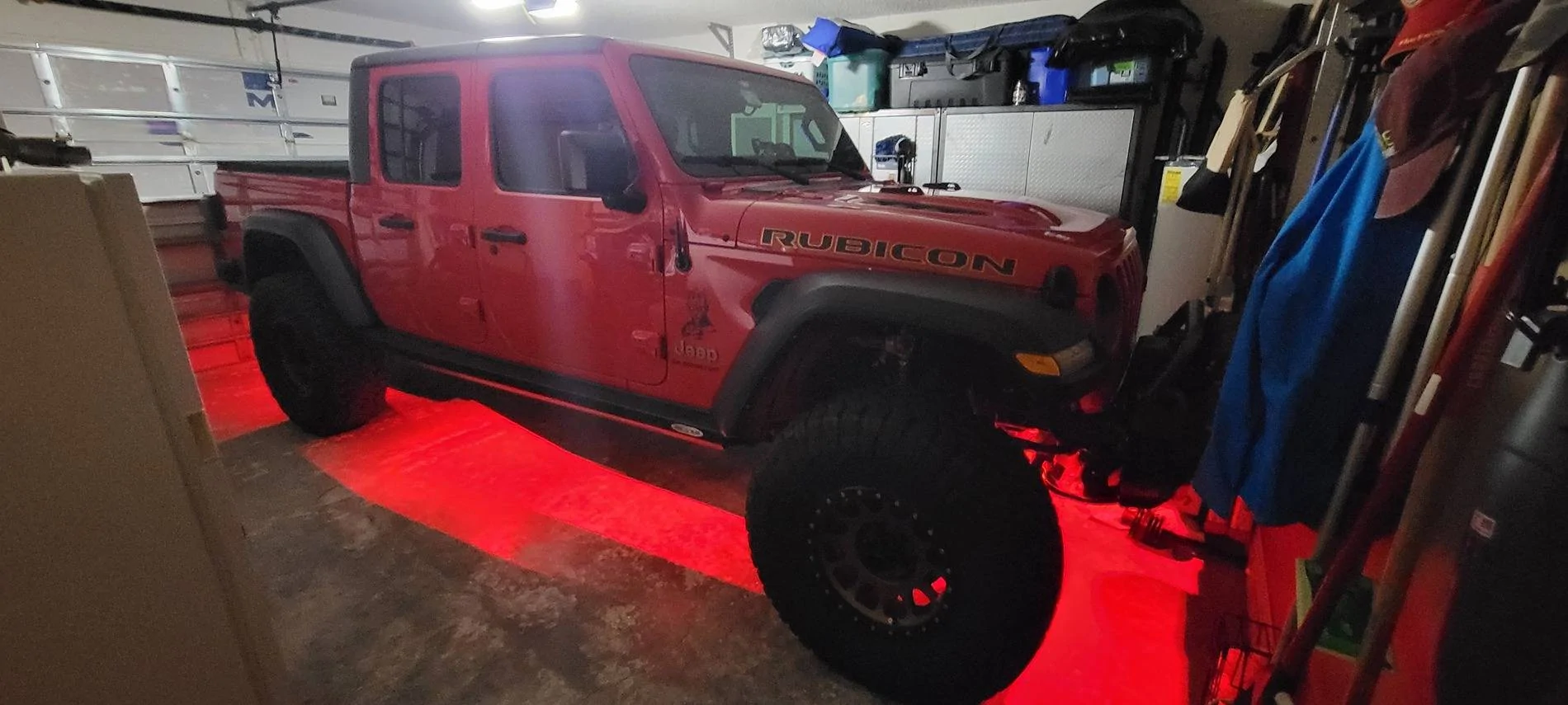 Jeep Gladiator Magnetic rock lights 20240709_121123