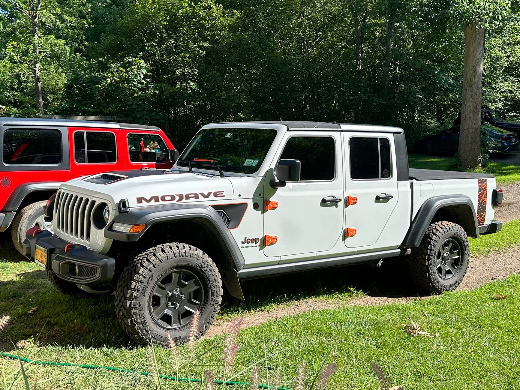 Jeep Gladiator BRIGHT WHITE Gladiator JT Club IMG_9021