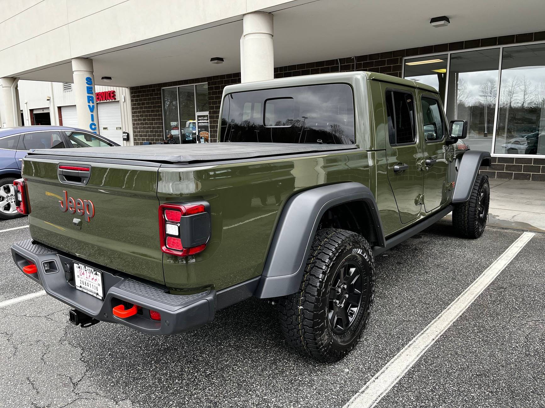 Jeep Gladiator Transformation Tuesday: Show Us the Build Before-During-After! D1R