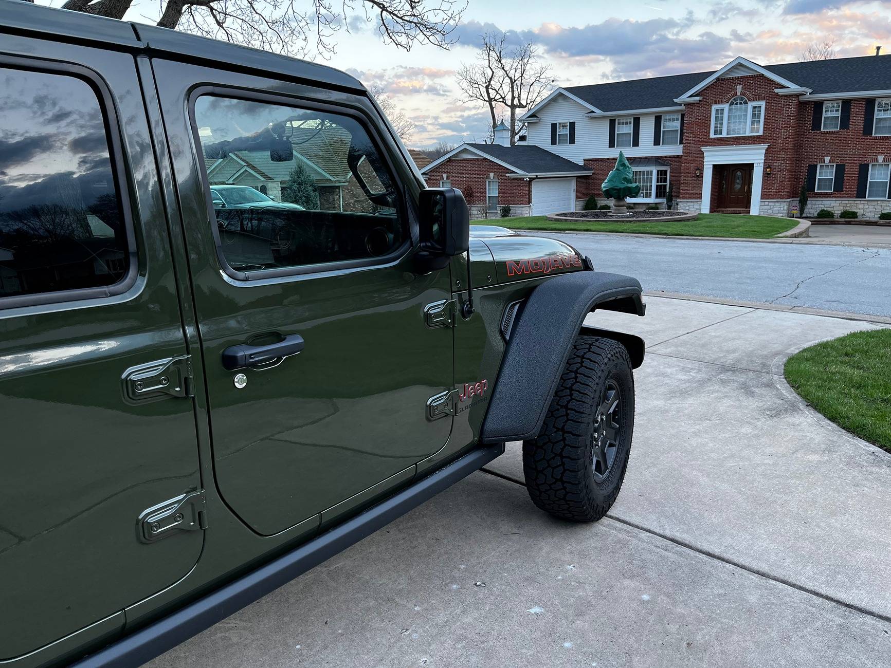 Jeep Gladiator Transformation Tuesday: Show Us the Build Before-During-After! RhinoFenders