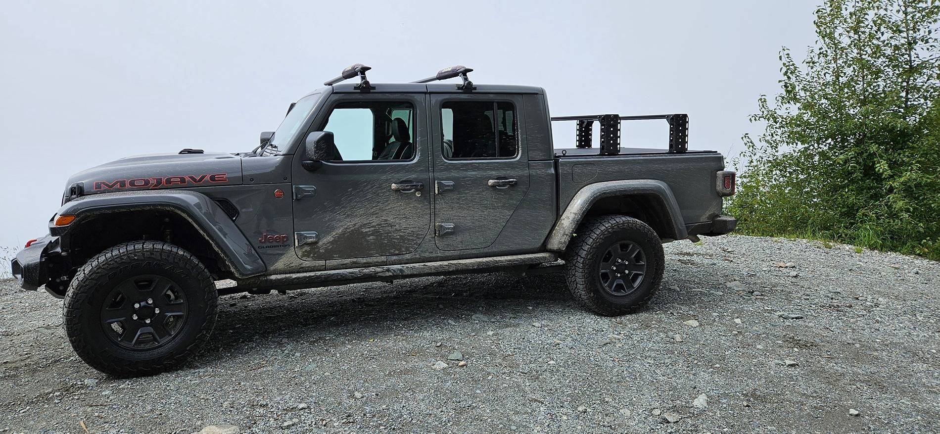 Jeep Gladiator New Mojave ('23) 1000021223