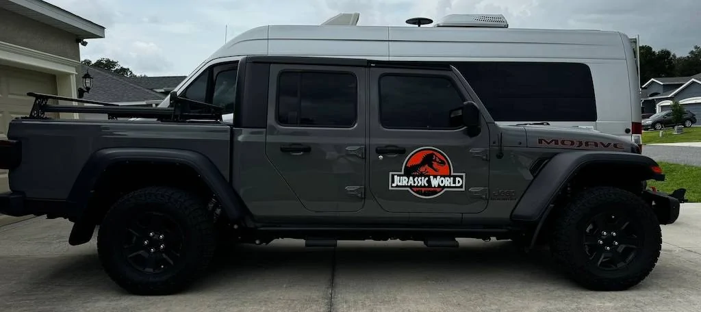 Jeep Gladiator Jurassic Jeeps JT-JP2