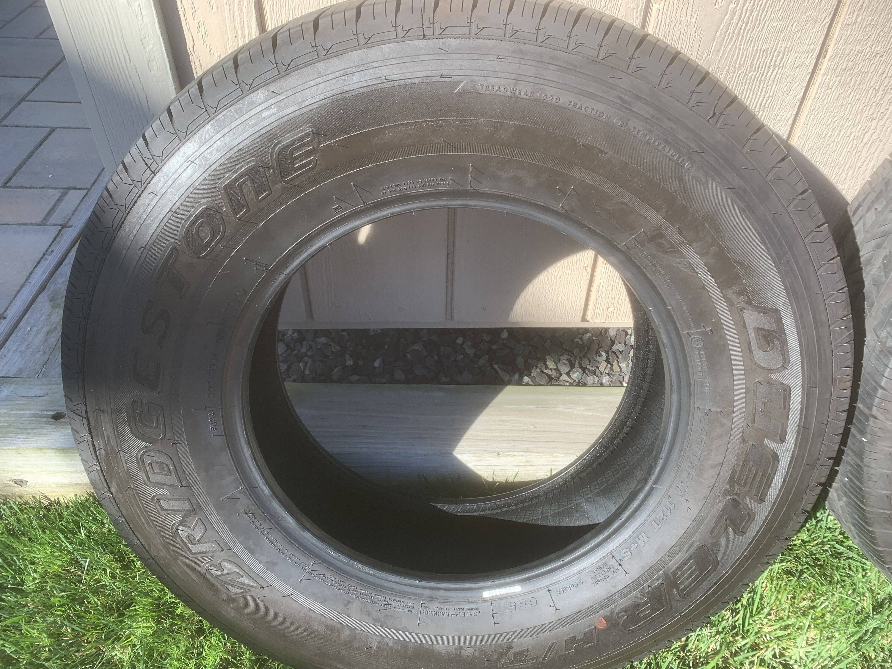 Jeep Gladiator Bridgestone Dueler H/T 685 245/75/R17 IMG_2040