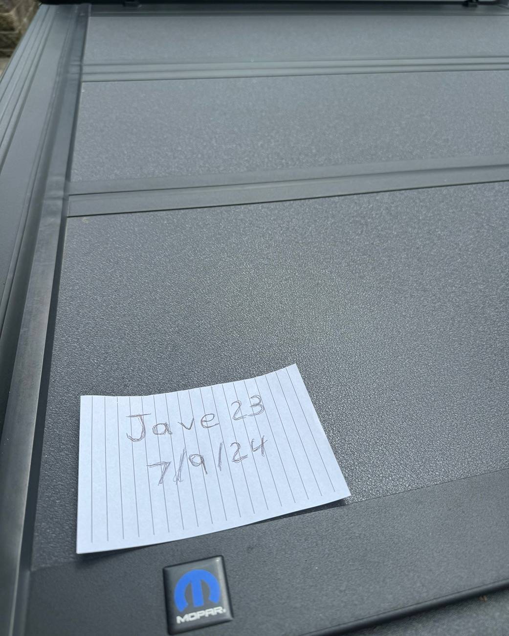 Jeep Gladiator Gladiator mopar hard tonneau cover for sale IMG_8937