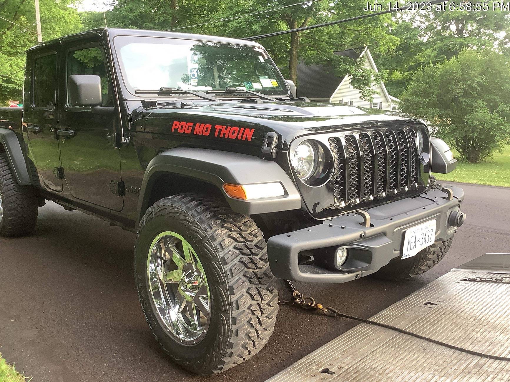 Jeep Gladiator To repair or not to repair, that is the question IMG_6983