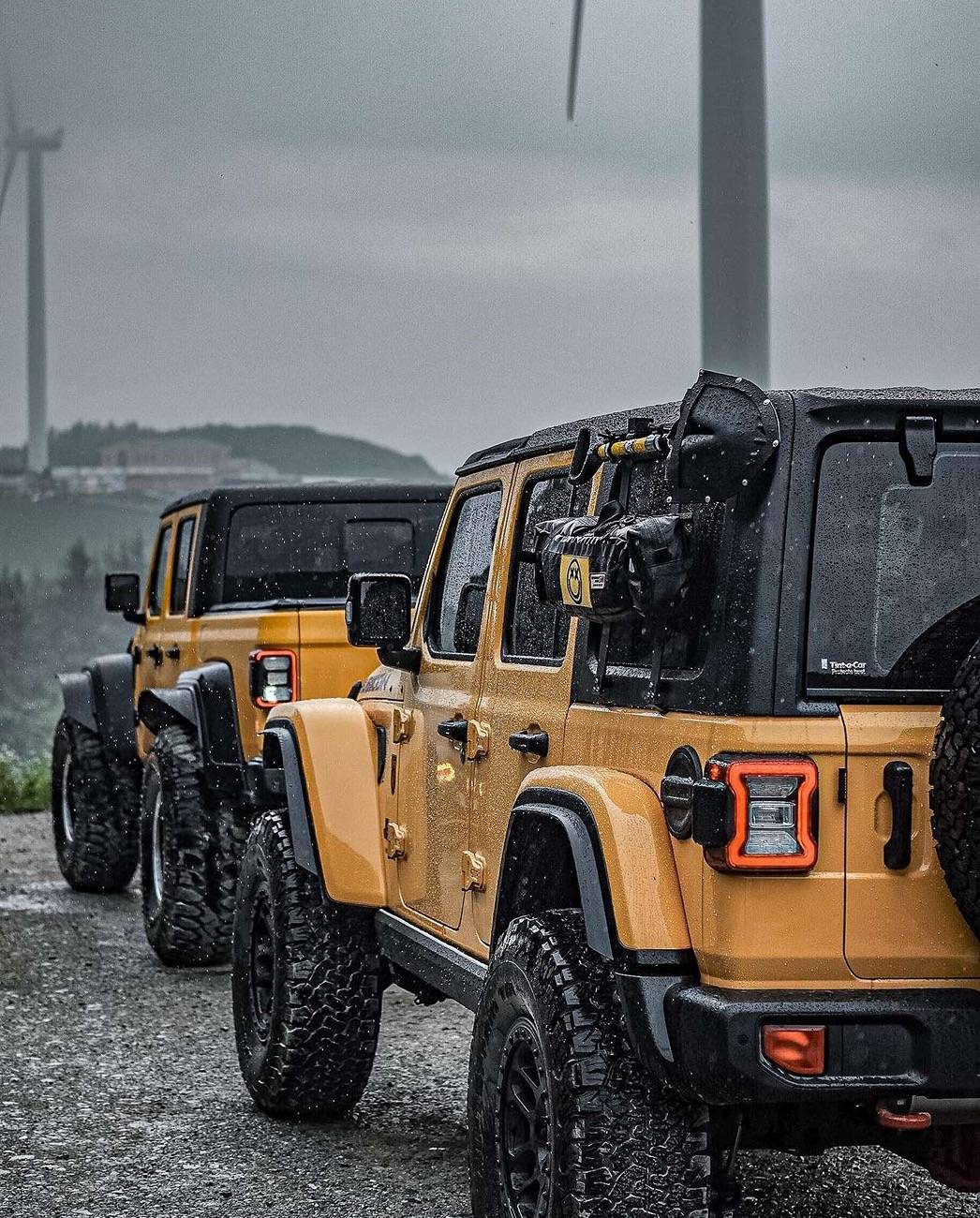 Jeep Gladiator Jeeps Parking Next To Jeeps IMG_1863