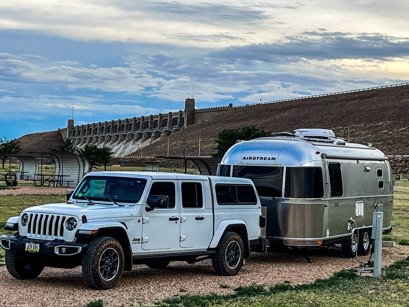 Jeep Gladiator Is the V6 gone for 2025? 818F79A7-C97A-4E9A-BBD6-E8A97E247B40.JPEG