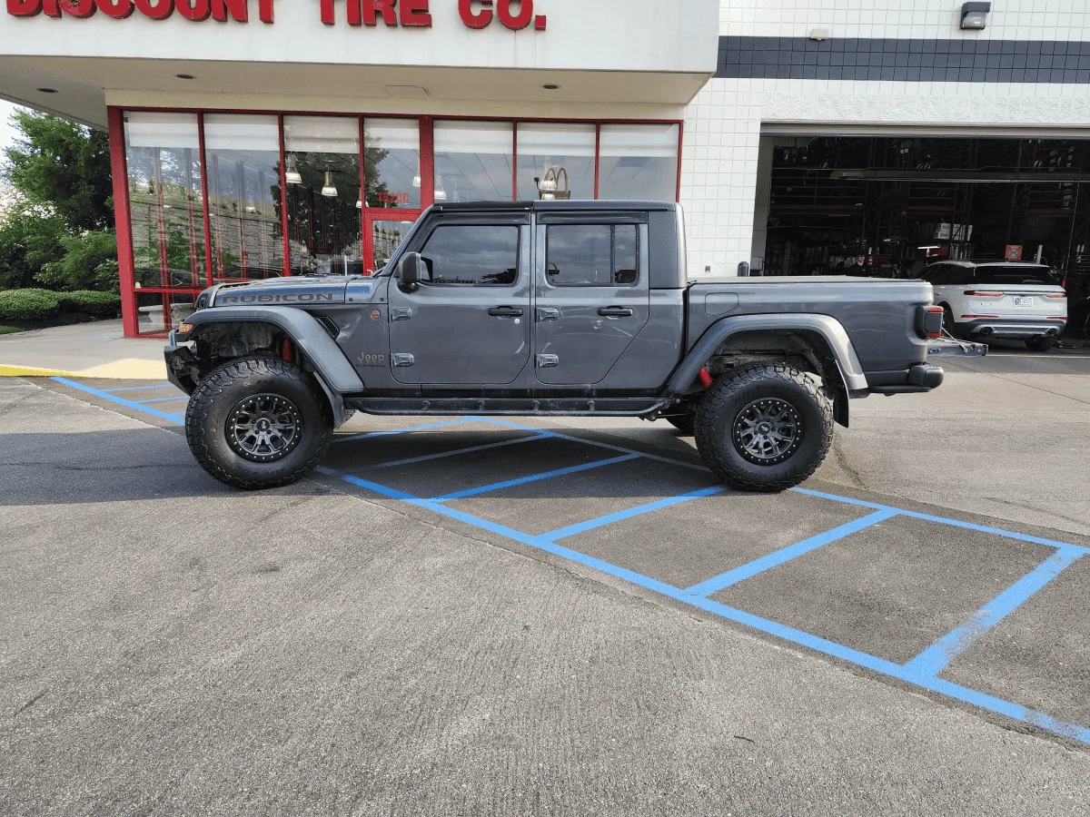 Jeep Gladiator Can Anyone Help Identify the Components on this Gladiator? 1720886439604-ix