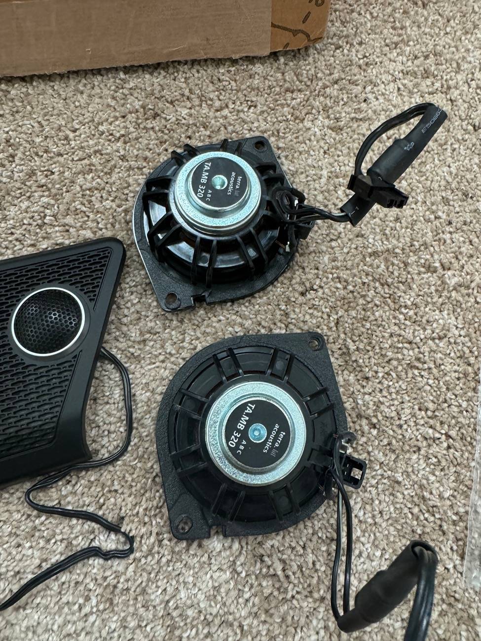 Jeep Gladiator Terra acoustics tweeter speakers $140 IMG_8229