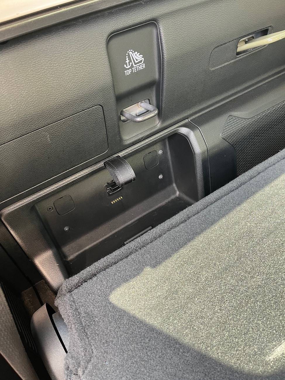 Jeep Gladiator Anyone know what goes here ? Rear Pass Seat